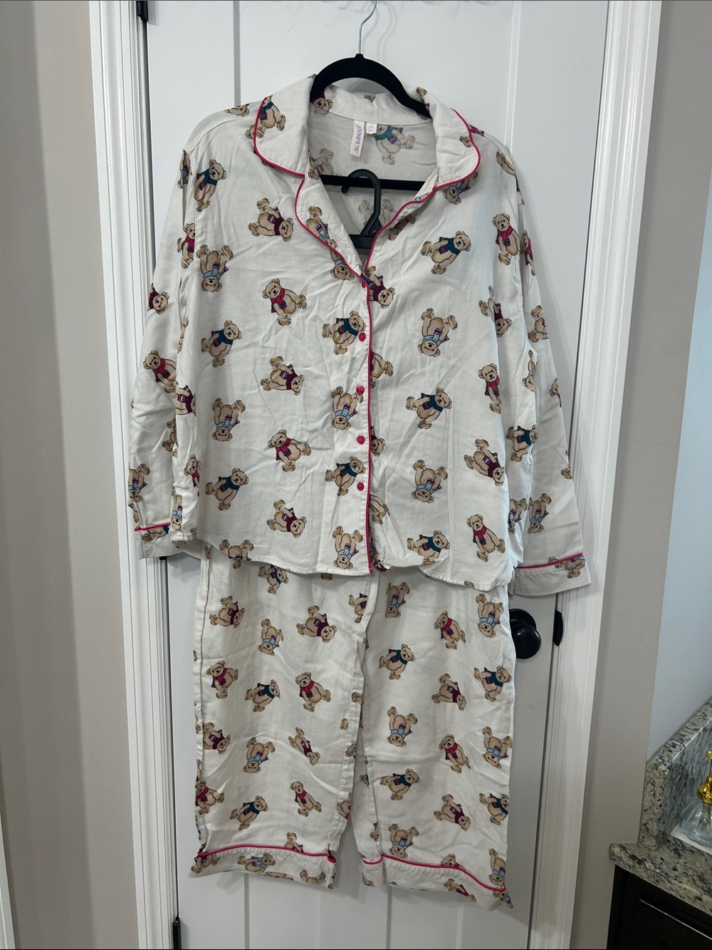 Joyspun Women’s Cream Teddy Bear Print Pajama Set with Pink Trim